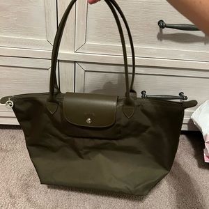 Hunter green longchamp bag !